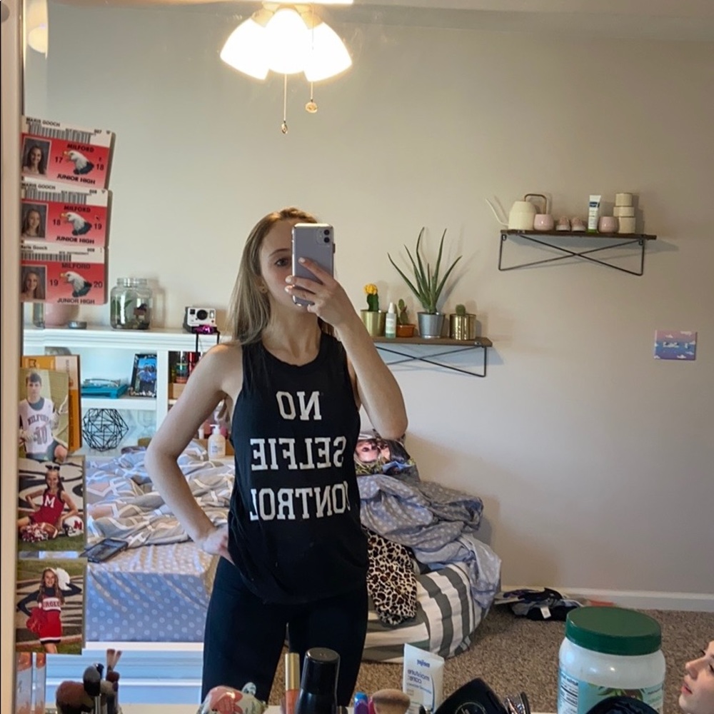 Tank top, never been warn.